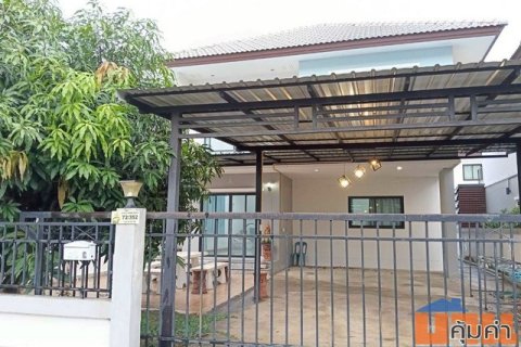 บ้านเดี่ยว 2 ชั้น 60 ตารางวา หมู่บ้านแกรนด์วิลล์2  วัดไทร เมืองนครสวรรค์  ZK497