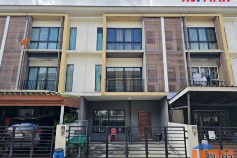 ขายทาวน์โฮม 3 ชั้น เนื้อที่ 22 ตร.ว. หมู่บ้านเดอะคอนเนค อัพ 3 วงแหวน-บางแค ใกล้ MRT หลักสอง และเดอะมอลล์ไลฟ์สโตร์ บางแค