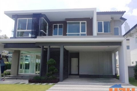 บ้านเดี่ยว เดอะ แกรนด์ ปิ่นเกล้า-เดอ ไพน์ หน้าบ้านไม่ชนใคร สงบร่มรื่นมาก ใกล้ม.มหิดล บิวท์อินทั้งหลัง