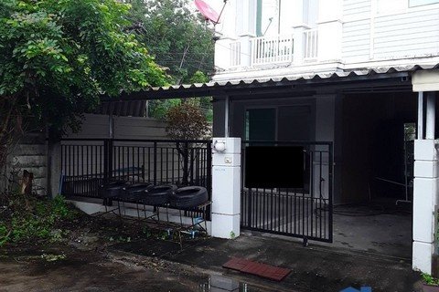 For Rent : Thalang, 2-Story Town House , 3 Bedrooms 2 Bathrooms