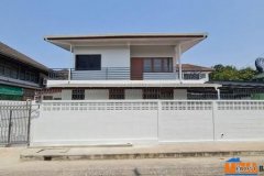 ให้เช่าบ้านเดี่ยว2ชั้น300ตร.ม.4นอนย่านเสนานิคมประเสริฐมนูญกิจโชคชัย4 มบ.เสนานิเวศน์จอดรถในบ้าน 6 คัน