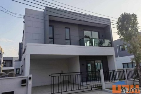The Centro Bangna บ้านเดี่ยว พื้นที่สวนขนาดใหญ่ 4นอน 4น้ำ 190ตรม. 55 ตรว. ใกล้เมกะบางนา และ รร. นานาชาติ