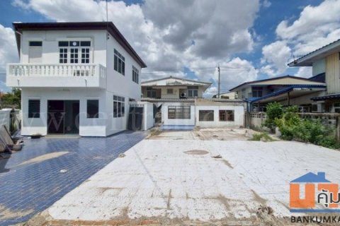 P1 บ้านเดี่ยว 68 ตารางวา ซอยวิภาวดีรังสิต 80 ใกล้สนามบินดอนเมือง
