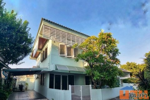 ให้เช่าบ้านเดี่ยว 2 ชั้น 160 ตร.ม. 3 ห้องนอน สงบ ร่มรื่น ส่วนตัว ใกล้ตลาดราชวัตร ใกล้โรงเรียนสามเสนวิทยาลัย