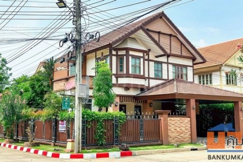 P2 บ้านเดี่ยว ลัดดารมย์ ราชพฤกษ์ - รัตนาธิเบศร์ 1 หลังมุม พร้อมอยู่