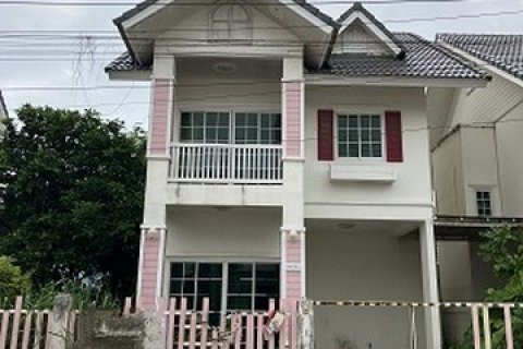 ขายบ้านแฝดหมู่บ้านวีน่า ทาวน์ ถนนสายลุ่มสุพรรณ-ห้วยปราบ ปลวกแดง จ.ระยอง