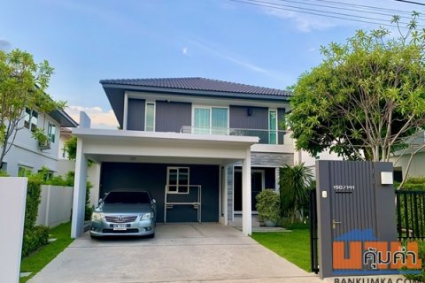 ขายบ้านเดี่ยว 2 ชั้น มัณฑนา มอเตอร์เวย์-กรุงเทพกรีฑาตัดใหม่ ราคาพิเศษ ใกล้ Airport Rail Link โทร 0636289464
