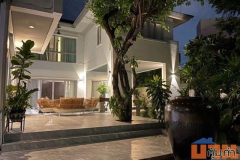 LV53193 ขาย บ้านเดี่ยว โนเบิล ทารา พัฒนาการ NOBLE TARA PATTANAKARN ติดรถไฟฟ้า 400เมตร