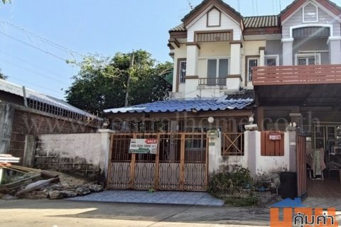 R1 ทาวน์เฮ้าส์ หมู่บ้านกฤษณา ซอยร่มเกล้า 12 มีนบุรี หลังริม