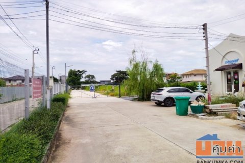 เซ้งและให้เช่าพื้นที่ประกอบธุรกิจ อาคาร 1 ชั้น ซอยลาดปลาเค้า 8 ทำเลดี