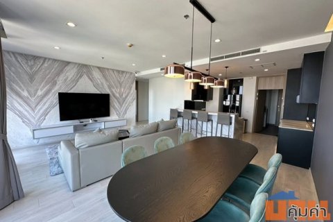 HR2702 For Sale/Rent, Noble Ploenchit (2 beds, 2 bath with bath tub, 120sqm) 0 meters from BTS Ploenchit