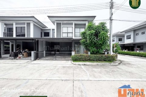 ขายบ้านแฝดลุมพินี ทาวน์เพลส พระราม 2 - ท่าข้าม ตกแต่งพร้อมเข้าอยู่