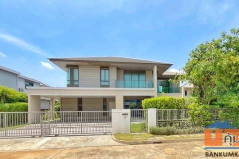 บ้าน เศรษฐสิริ ปิ่นเกล้า-กาญจนา 4 BEDROOM 14 Square Wah 1 งาน 0 RAI 20000000 บาท ไม่ไกลจาก โรงเรียนเลิศหล้า อยู่สบาย