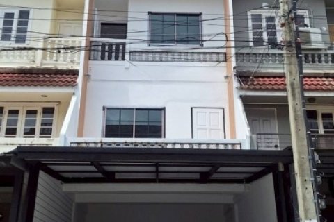 หมู่บ้านสินทวีโครงการ9 ใกล้ เซ็นทรัลพระราม2 แค่ 5 นาที