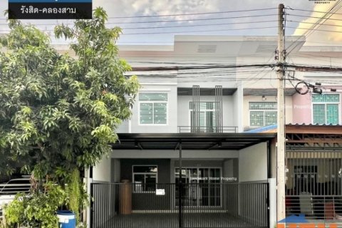 lN-027 ขายทาวน์โฮม 2 ชั้น ไทยสมบูรณ์3 รังสิต คลองสาม รีโนเวทใหม่ ต่อเติมครบ เนื้อที่ 28.4 ตรว 3นอน 3น้ำ