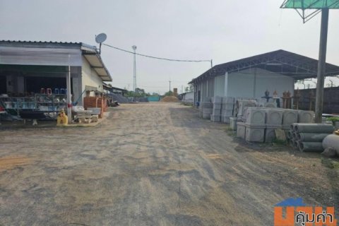 ขายที่ดินพร้อมบ้าน ใจกลางเมืองยโสธร ใกล้ห้างโลตัส ทำเลดี เดินทางสะดวก