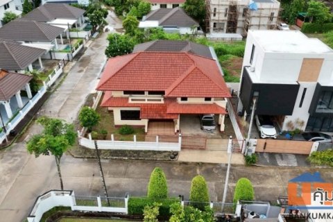ขายบ้านในโครงการธารดง ติดกาดฝรั่งเชียงใหม่ ทำเลดี ทางเข้าด้านหน้าเป็นกาดฝรั่ง มีร้านอาหารและซุปเปอร์มาเก็ต