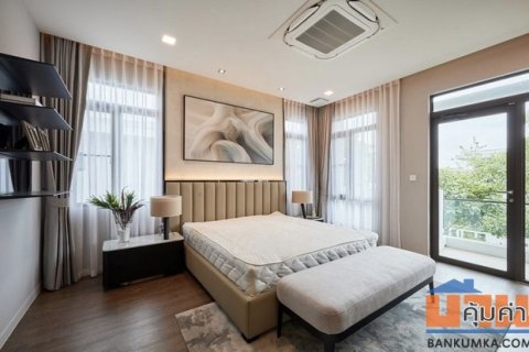 ขายหรือให้เช่า บ้านเดี่ยว 2 ชั้น โครงการ Premier (มัณฑนา กม. 15) บางนา-ตราด 76 ตร.วา พร้อมสวนและบริการดูแล ทำเลติดคลับเฮ
