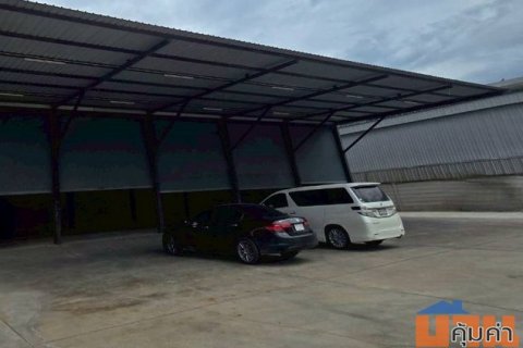 ให้เช่าโกดัง 550 ตรม. มีห้องพักคนงาน 3 ห้อง 2 ห้องน้ำ ใกล้ขนส่ง ศาลายา1