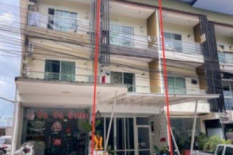 High-Yield Property 3-Story Building for Sale in Bo Phut 4.95M THB Townhouse for Sale in Bophut Koh Samui Thailand