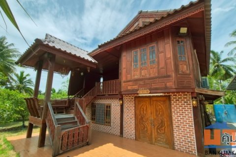 ขาย ที่ดิน ทำเลดี ใกล้ถนนใหญ่ ดอนมะโนราห์ อ.บางคนที จ.สมุทรสงคราม 3 ไร่ 18.4 ตรว พร้อมต้นมะพร้าวน้ำหอม