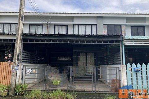 ขายทาวน์เฮ้าส์หมู่บ้านปิยะนัดดา 1 ถนนสุขุมวิท-ปลวกแดง (ทล.3191) ตำบลปลวกแดง อำเภอปลวกแดง จังหวัดระยอง