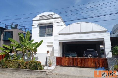 [ขาย] บ้านหรู 2 ชั้น | บางนา | 4 ห้องนอน | ตรงข้ามสุวรรณภูมิ | มีพื้นที่ติดตั้งระบบ Solar+EV | 6.7 ล้าน
