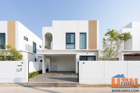 บ้านสร้างใหม่ 2 ชั้น สไตล์โมเดิร์น สวยสะดุดตา ตกแต่งครบ หางดง