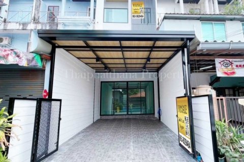 ขายโฮมออฟฟิศ 3.5 ชั้น รีโนเวทใหม ซอยบางปลา12 รร.สาธิตบางนา ถนนเทพารักษ์
