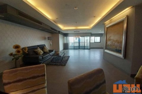 ขายคอนโด 3 ห้องนอน Sathorn Garden Condominium พื้นที่ 230 ตร.ม. ชั้น 32 วิวสวนลุมพินี ใจกลางสาทร