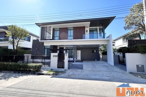 BH3655 ให้เช่าบ้านเดี่ยวหรู มัณฑนา อ่อนนุช-วงแหวน 4 ใกล้ทางด่วน-เมกาบางนา พร้อมโซลาร์เซลล์ รีโนเวทใหม่ทั้งหลัง