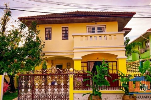 บ้านเดี่ยว 2 ชั้น ตกแต่งสวย พร้อมอยู่ หมู่บ้านณัฐนันท์ ซอยวัดเวฬุวนาราม 34 ดอนเมือง