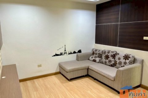 [ For Sale ] ขายด่วนคอนโดบางแสน เดอะรูม 2 ( The Room 2 condo ) ไม่ถึงล้าน แต่งครบ สภาพดี ใกล้ ม. บูรพา ถูกสุดในโครงการ