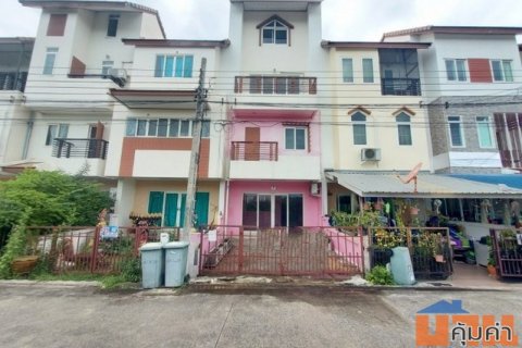 ขายทาวน์เฮ้าส์หมู่บ้านศุภวรรณ ลาดกระบัง 54 ถนนวัดศรีวารีน้อย ตำบลศรีษะจรเข้น้อย อำเภอบางเสาธง จังหวัดสมุทรปราการ