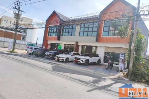 ตลาดกิ่งแก้ว 1.5 กม.อาคารพาณิชย์ 2 ชั้น ติดถนนใหญ่ Windmill 188 ตร.ม.2 น้ำ.วิวบ่อน้ำกว้าง เหมาะสำหรับออฟฟิศ ร้านอาหาร
