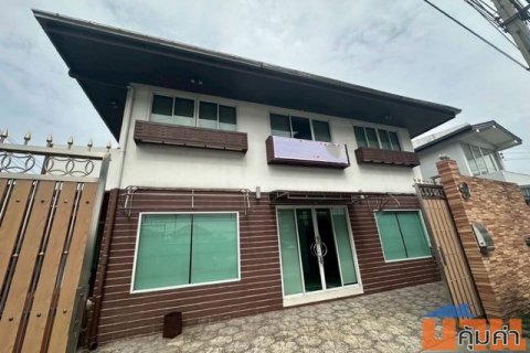 บ้านเดี่ยว 2 ชั้น ติดริมถนนราชพฤกษ์ ใกล้รถไฟฟ้าสถานีบางหว้า