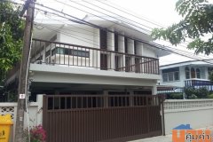 ให้เช่า บ้านเดี่ยว 2 ชั้นเนื้อที่ 70วา 4 ห้องนอน 3 ห้องน้ำ แอร์ เฟอร์นิจอร์บางส่วน ถนนประชาราษฎร์บำเพ็ญ เขตห้วยขวาง
