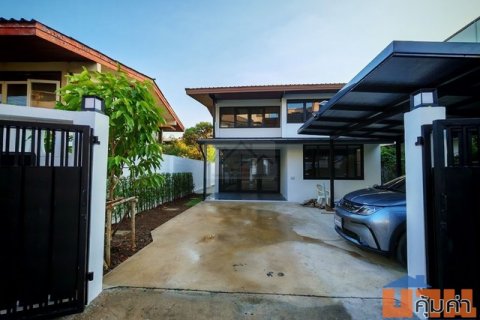 ใให้เช่าบ้านเดี่ยว 2 ชั้น 58 ตรว. 3 ห้องนอน ซอยลาดพร้าว 74 ปรับปรุงใหม่ทั้งหลัง ใกล้ MRT ลาดพร้าว 71 เพียง 500 เมตร