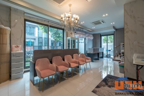 BS972 ขายบ้านพร้อมออฟฟิศ 4 ชั้น สภาพใหม่มาก พร้อมใช้งาน โครงการ JW Urban Home Office ถนนสรงประภา ดอนเมือง