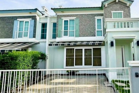 ให้เช่าหมู่บ้านอัญญ่า บางนา-รามคำแหง 2 บ้านสวย เฟอร์นิเจอร์ครบ ตกแต่งพร้อมเข้าอยู่