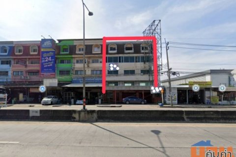 ขายถูก อาคารพาณิชย์ 4.5ชั้น 3คูหา ติดถนนร่มเกล้า 400 ตรม 50 ตรว