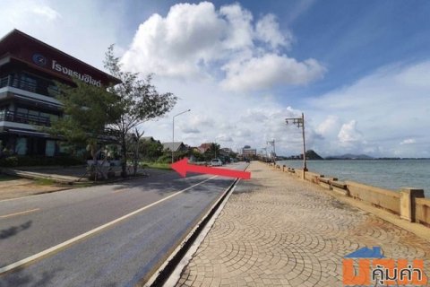 ขายด่วน ที่ดินสวยติดทะเล ทำเลดีในอำเภอเมืองประจวบคีรีขันธ์ จังหวัดประจวบคีรีขันธ์