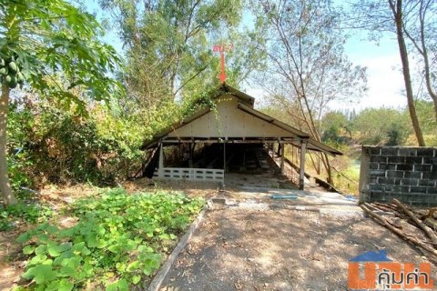 ขายโรงเรือนเลี้ยงสุกร ถ.ฉะเชิงเทรา-สัตหีบ ต.ท่าบุญมี อ.เกาะจันทร์ จ.ชลบุรี