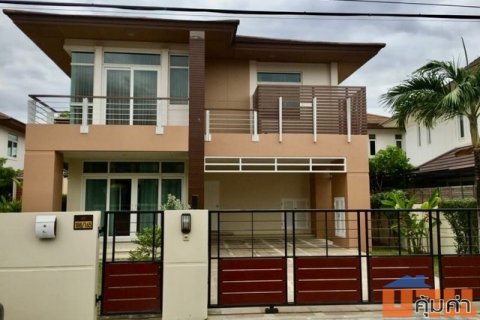 ให้เช่าบ้านเดี่ยว 2 ชั้น โครงการเดอะบูเลอวาร์ด ศรีราชา ตกแต่งพร้อมอยู่ FP-H0801