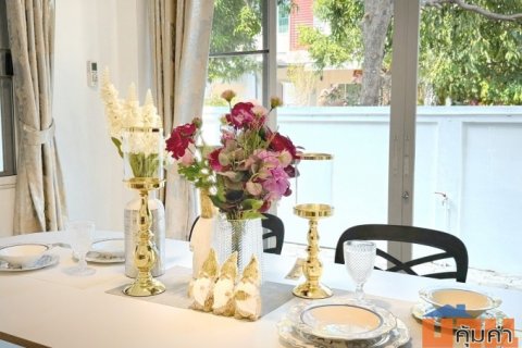 ขายบ้านรีโนเวทใหม่ พร้อมผู้เช่า ใกล้ไนท์ซาฟารี รร.นานาชาติ ได้ค่าเช่าสูง