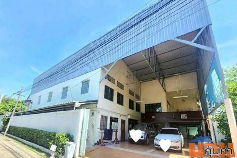 BR 1449 ให้เช่าโกดังอเนกประสงค์ 200 ตรว. 1,176 ตร.ม. นาคนิวาส ลาดพร้าว 71 เลียบด่วน ใกล้ Central Eastville