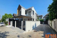 ขายบ้านเดี่ยว 2 ชั้นหลังมุม 42 ตรว. 3 ห้องนอน รีโนเวทใหม่ ถนนสุขุมวิท 60/1 ใกล้ BTS บางจาก 700 เมตร