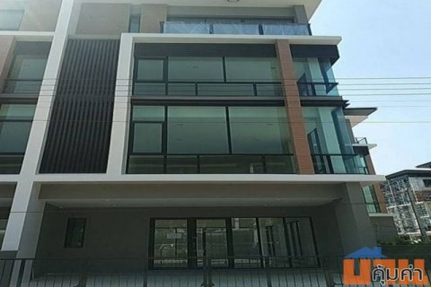 ขายโฮมออฟฟิตพรีเมียมเพลส ถนนสุคนสวัสดิ์ 4 ชั้น ขนาด 25 ตรว
