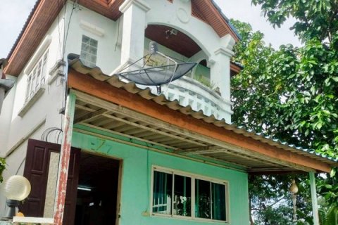 หมู่บ้านนันทนา การ์เด้นท์ บางปลา 22 บ้านหลังมุม หน้าบ้านไม่ติดใคร พร้อมเข้าอยู่