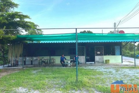 ขายบ้านพร้อมที่ดินหนองบอนแดงบ้านบึงชลบุรีทำเลดี ติดถนนซอยหลัก เหมาะสำหรับ ค้าขาย อยู่อาศัย ห้องแถว